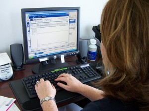 “Large files can be sent through email via Yousendit” “Large files can be sent through email via Yousendit”